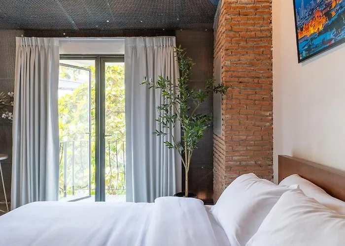 Rooftop At Ladprao The Mall Bangkapi Bts 4br With Lift Apartment