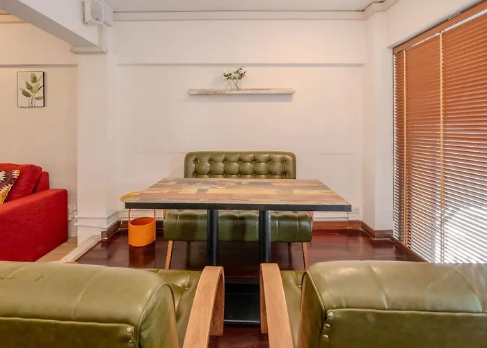 Rooftop At Ladprao The Mall Bangkapi Bts 4br With Lift Apartment