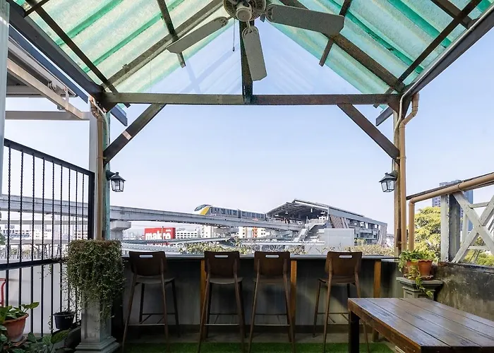 Apartment Rooftop At Ladprao The Mall Bangkapi Bts 4br With Lift *