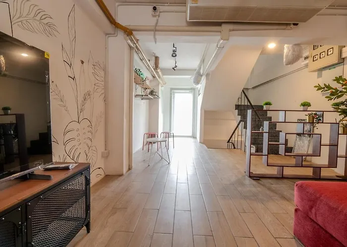 Apartment Rooftop At Ladprao The Mall Bangkapi Bts 4br With Lift Bangkok