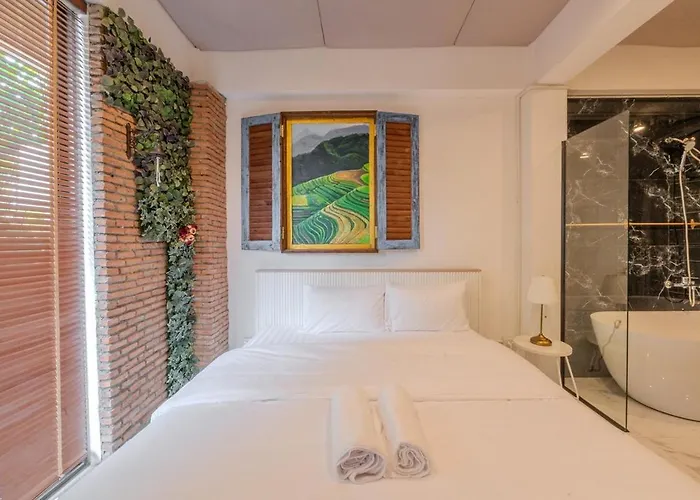 Rooftop At Ladprao The Mall Bangkapi Bts 4br With Lift Apartment Bangkok